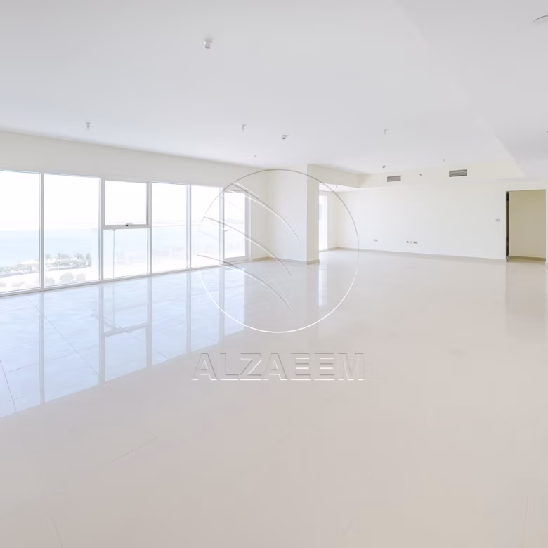 TOP FLOOR | Full Sea View | Move-in Ready