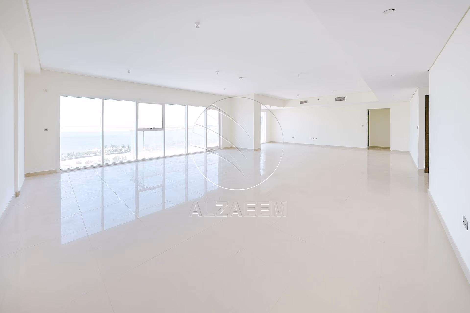 TOP FLOOR | Full Sea View | Move-in Ready
