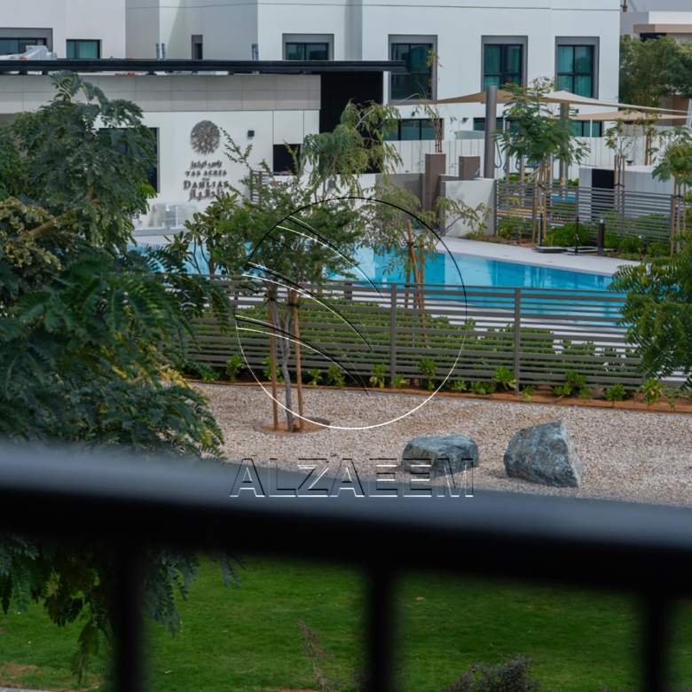 Single Row Corner | Facing Golf Course | Pool View