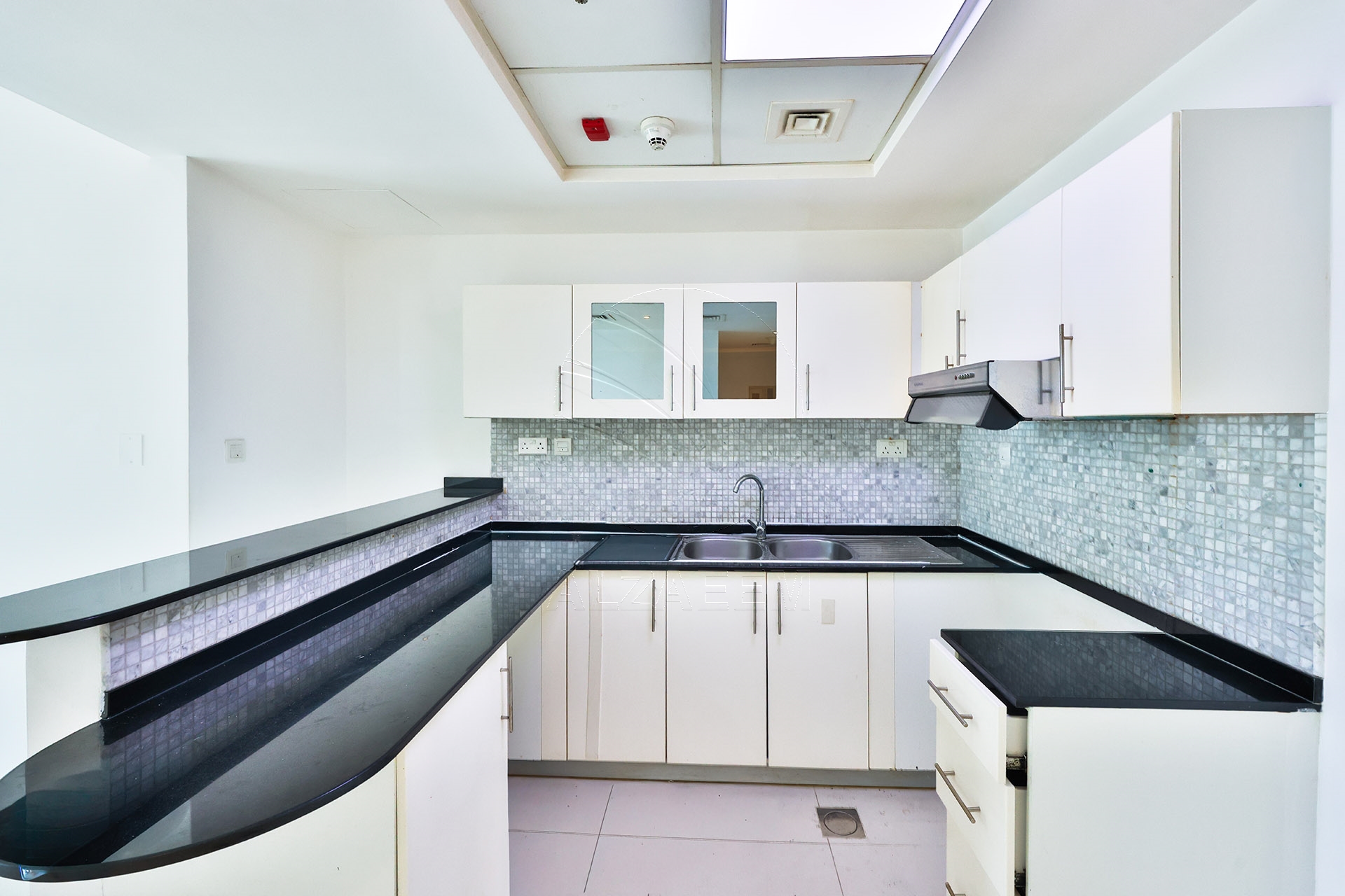 √ VACANT and Exclusive | Sea View | Big Balcony √