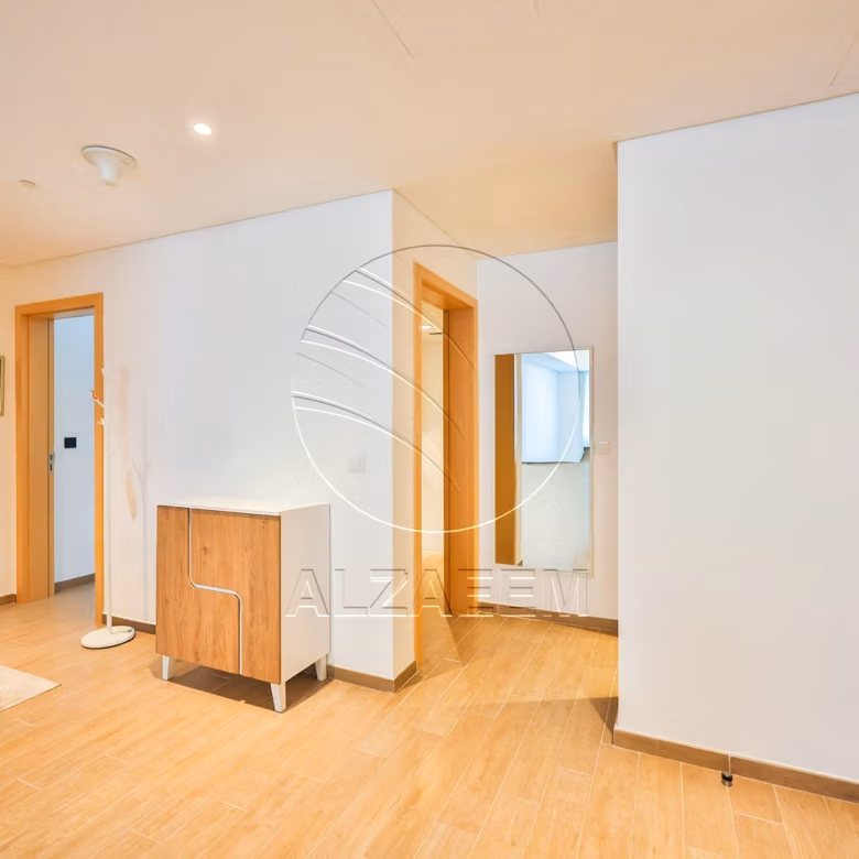 CORNER- 2+Maid | Golf Course View | VACANT