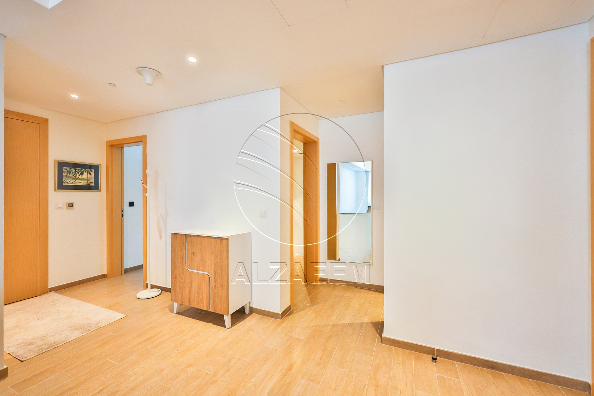CORNER- 2+Maid | Golf Course View | VACANT