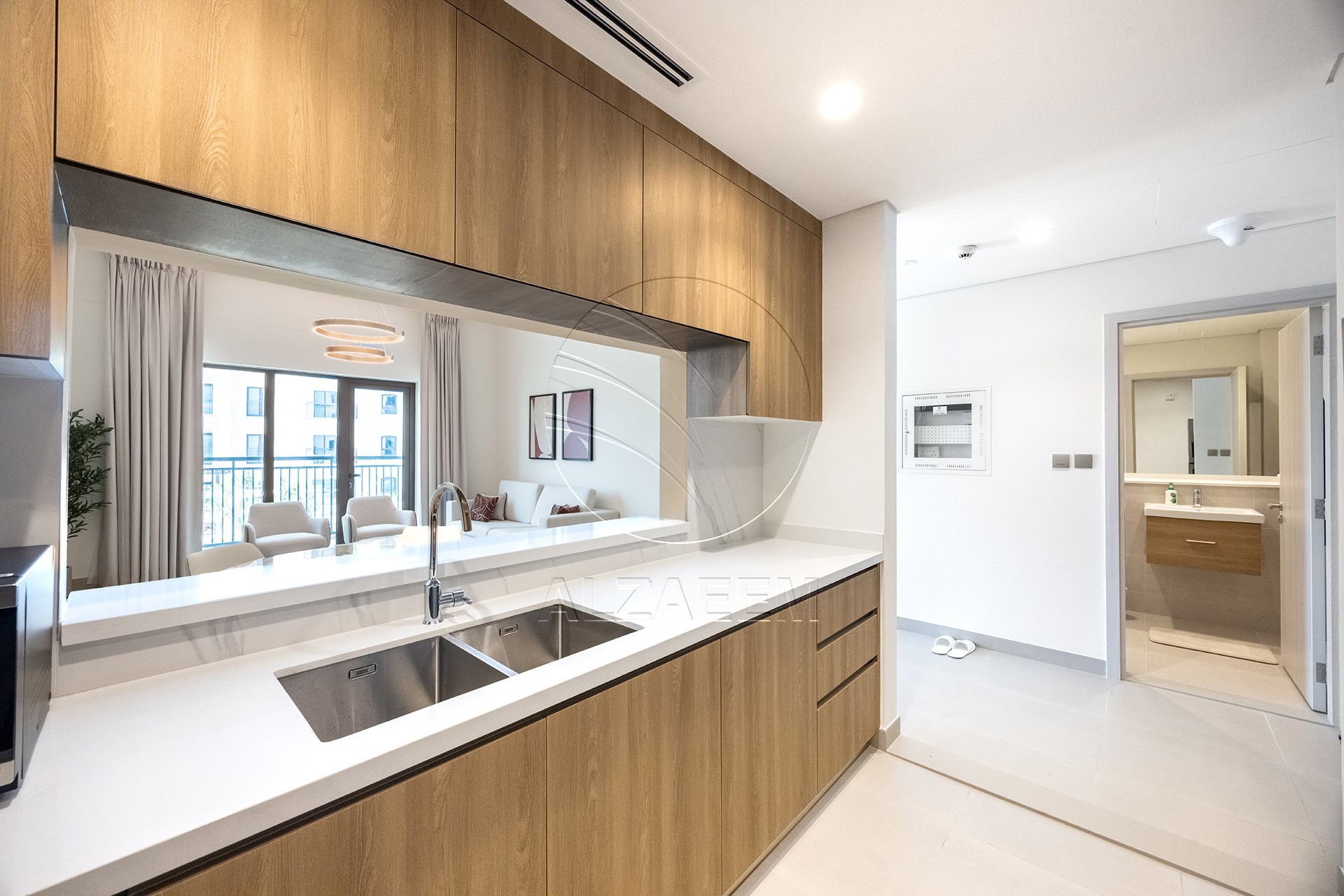 √ TOP FLOOR | Stunning Golf View | 2 Balconies √