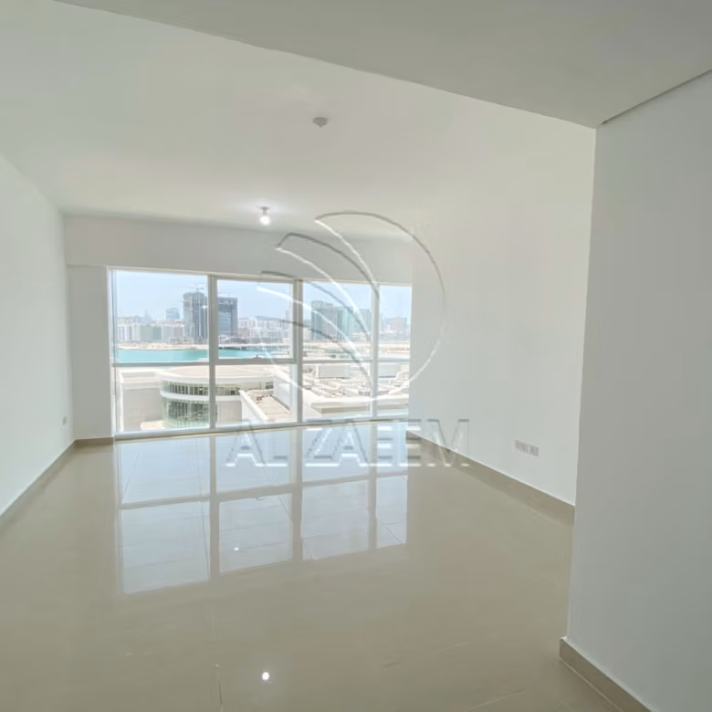 VACANT and Spacious Unit with Marina Views