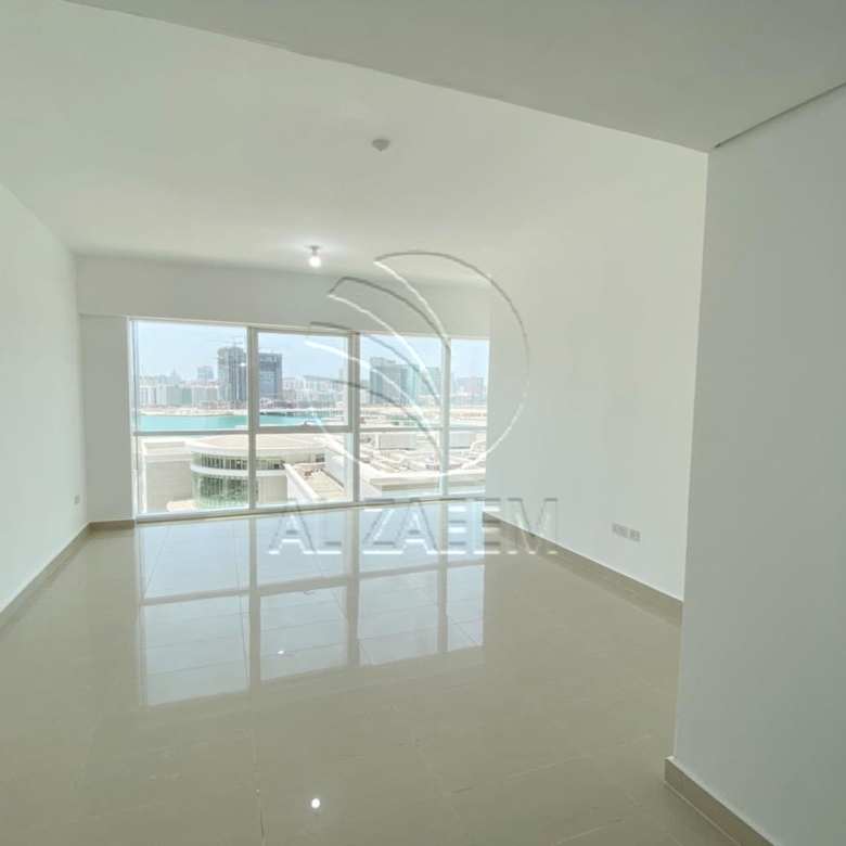 VACANT and Spacious Unit with Marina Views