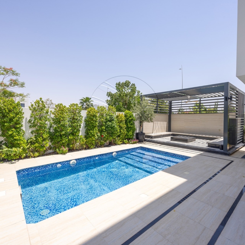 √1st Tenant | Furnished + Upgraded | Private Pool√