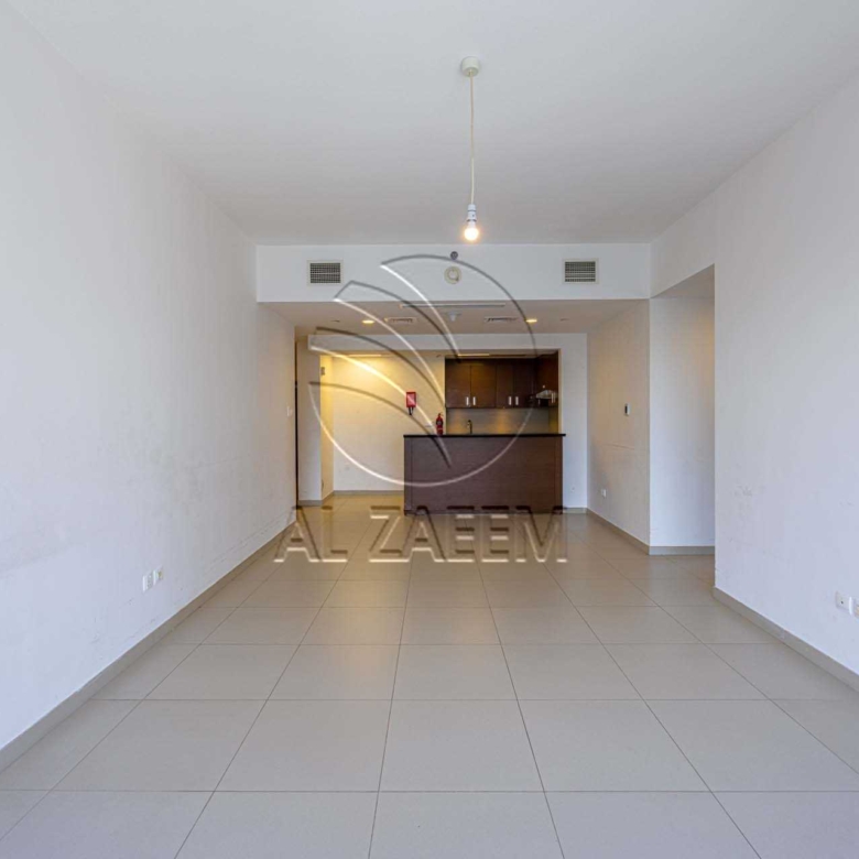 √ Good ROI | Rented |High Floor | Amenity View √