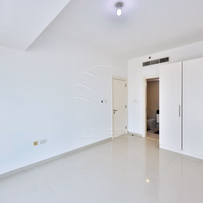 VACANT and Exclusive | Sea View | Big Balcony