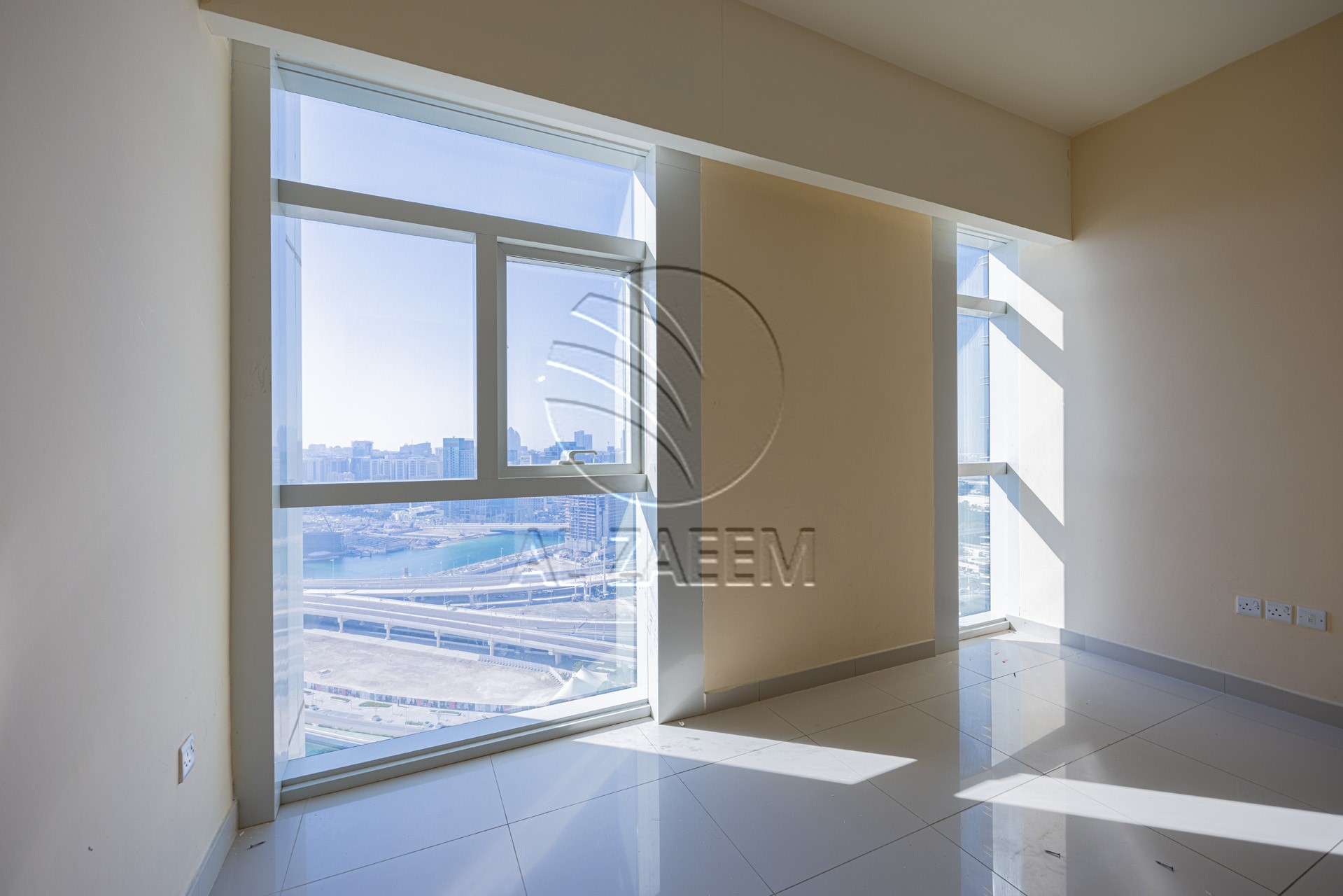 √ High Level Unit with Sea View | 4 Payments √