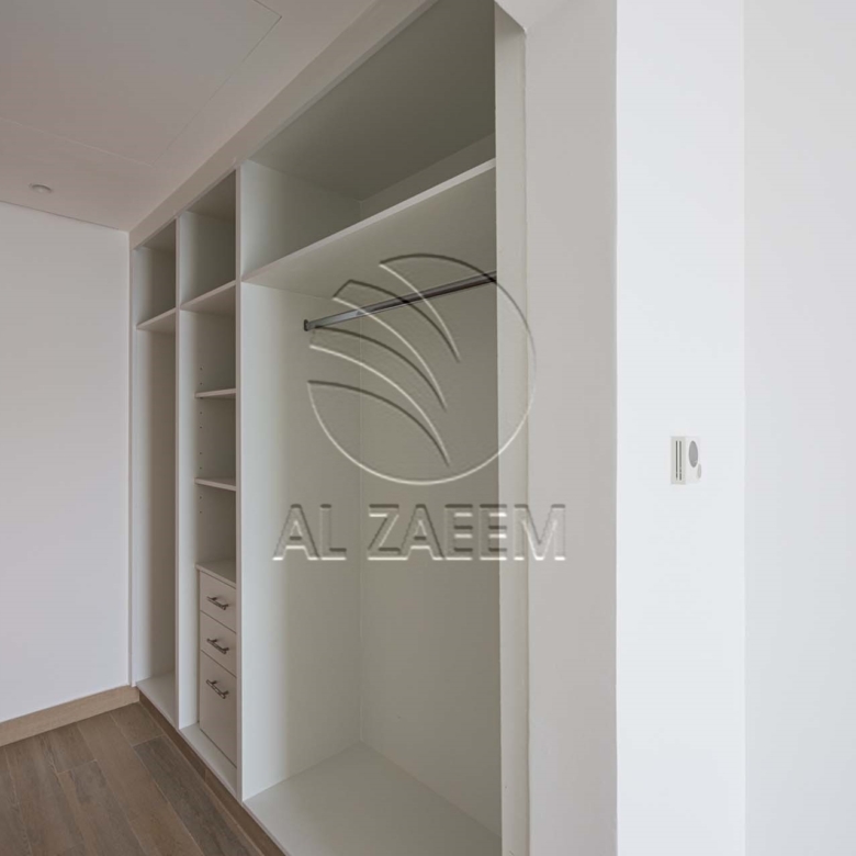 Full Canal View | 4 Payments | High Floor | VACANT