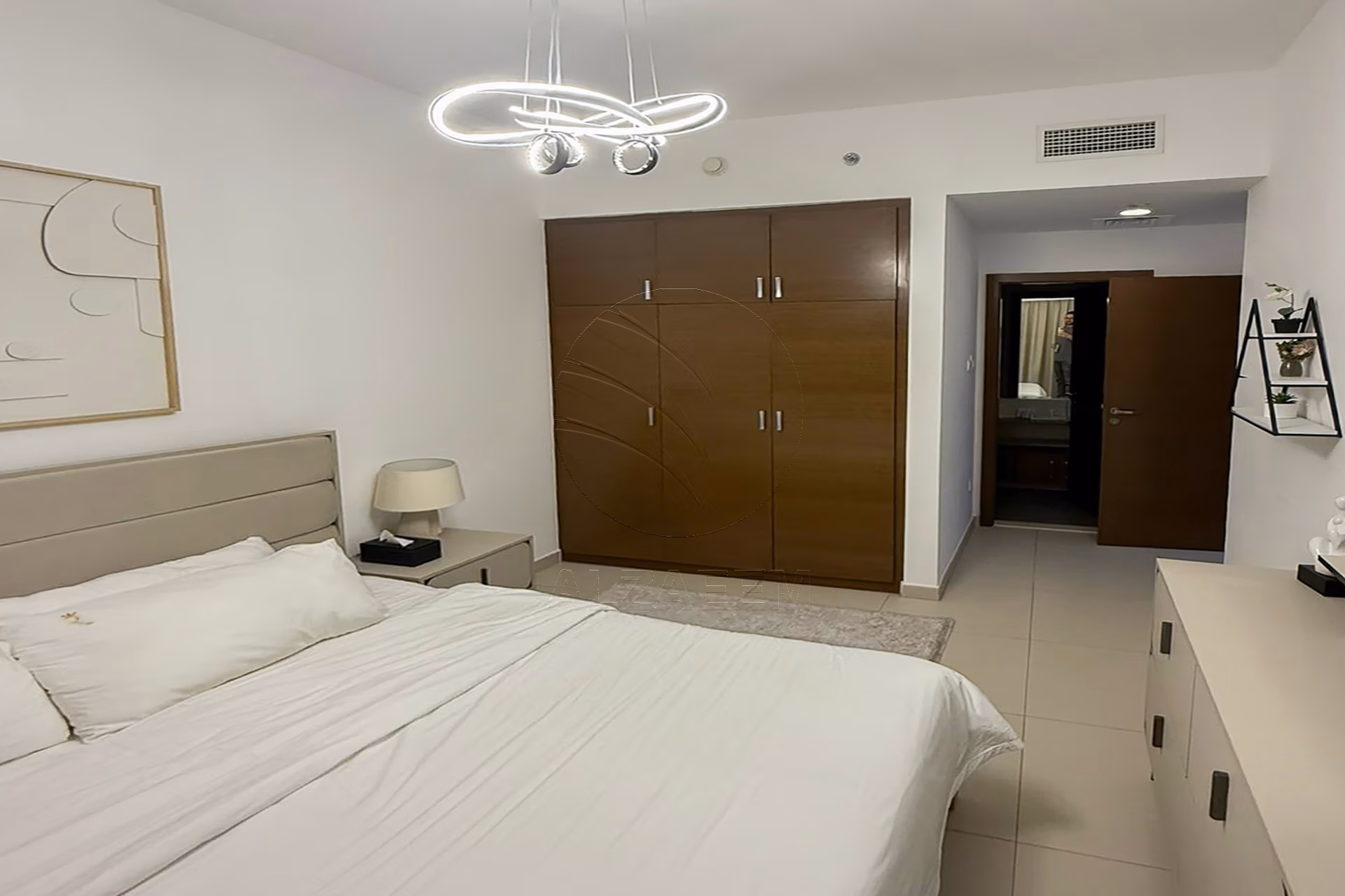 LUXURIOUSLY FURNISHED! Vacant | Up to 3 Payments