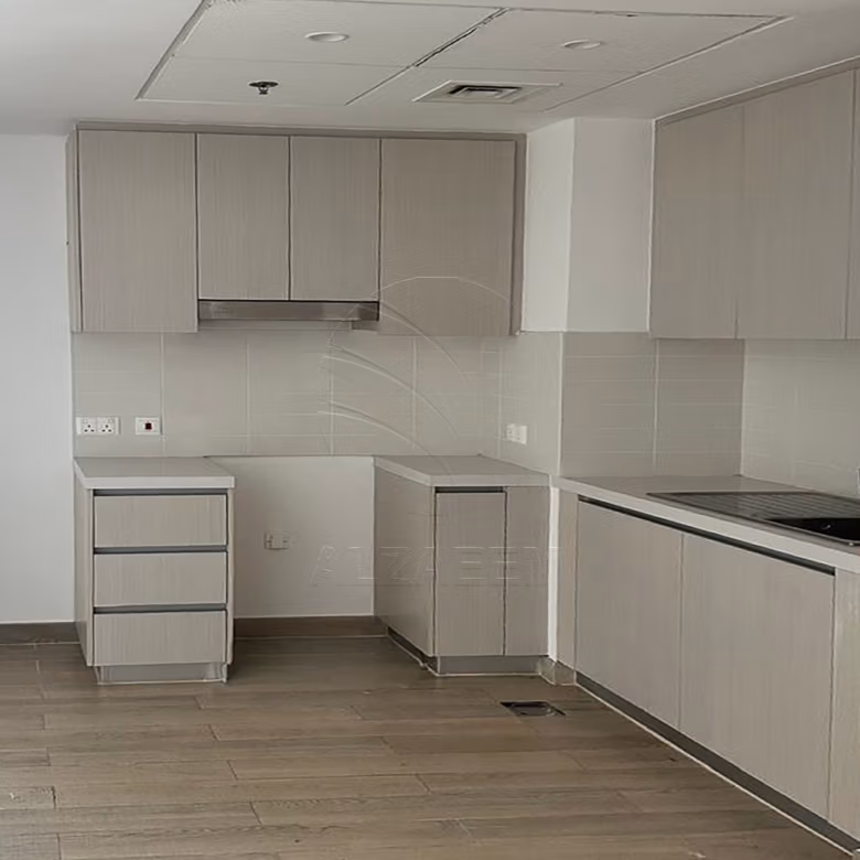 √ VACANT! High Level + Corner Unit | 3 Payments √