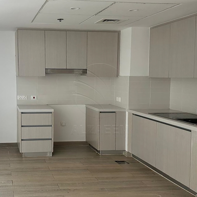 √ VACANT! High Level + Corner Unit | 3 Payments √