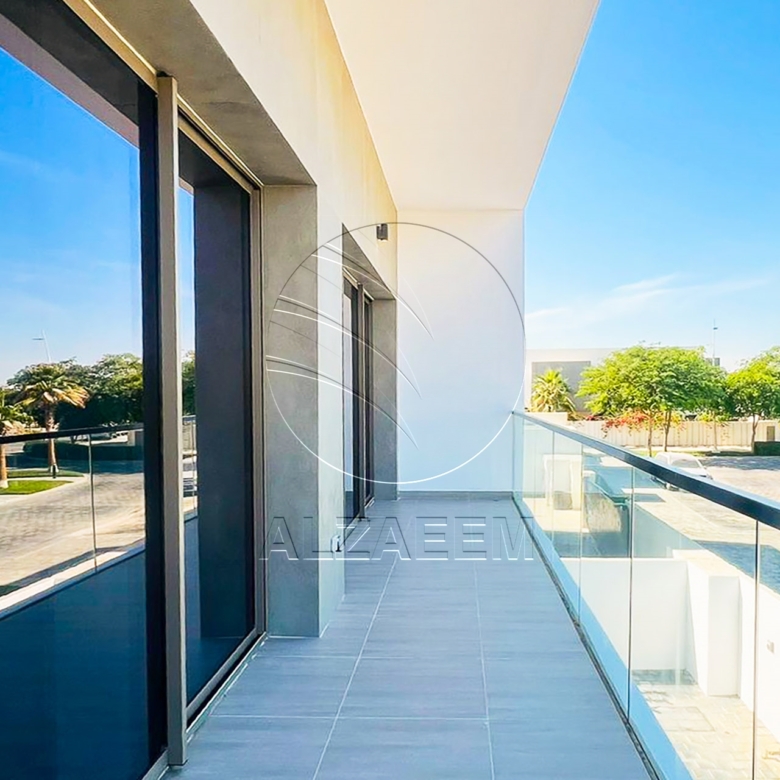 Corner | Single Row | Type 4F | Pool + Golf view