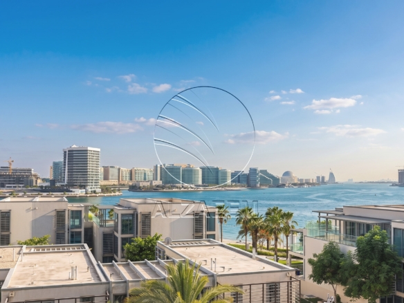 VACANT! 4BR Penthouse | Luxury Living