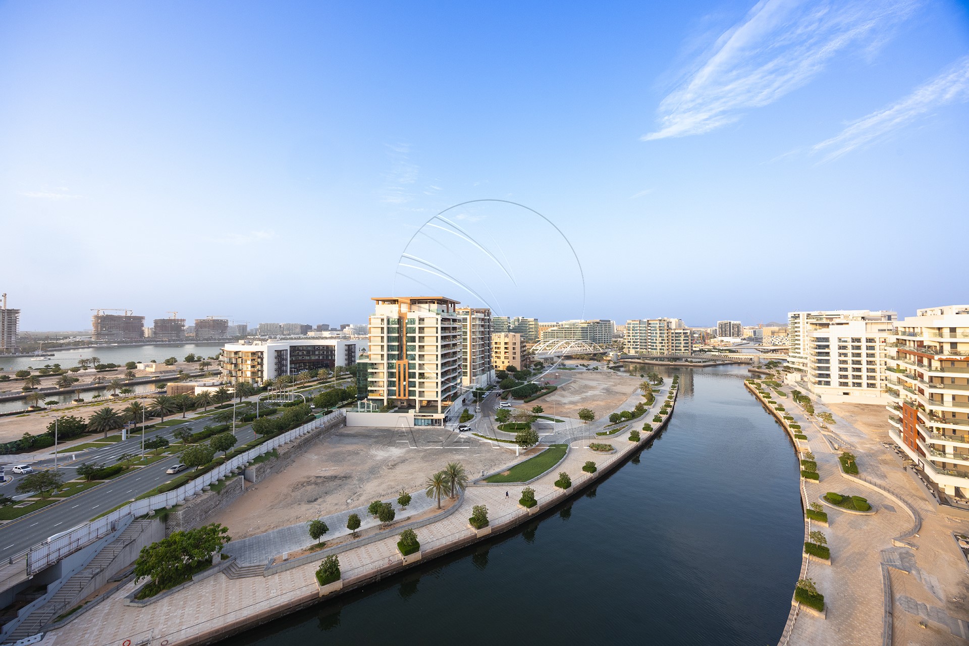 √Furnished! High Floor | Canal View | VACANT√