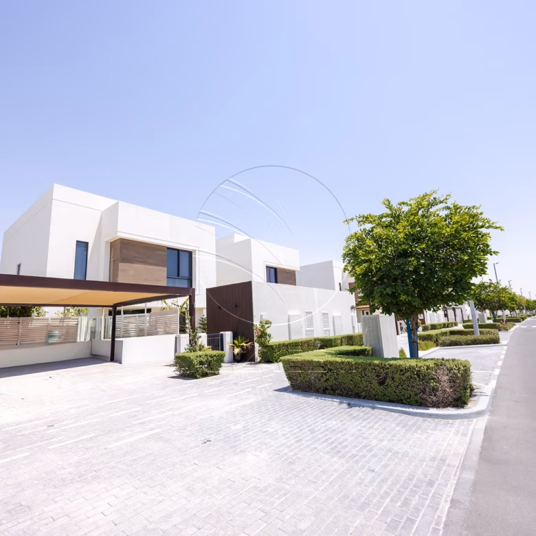 √1st Tenant | Furnished + Upgraded | Private Pool√