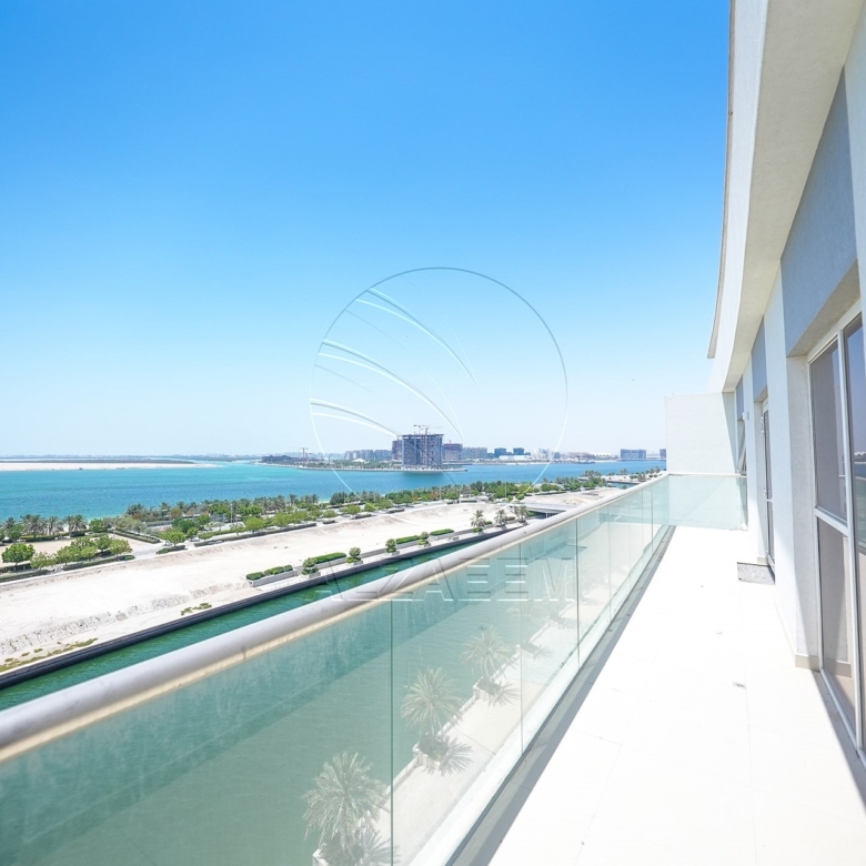 TOP FLOOR | Full Sea View | Move-in Ready