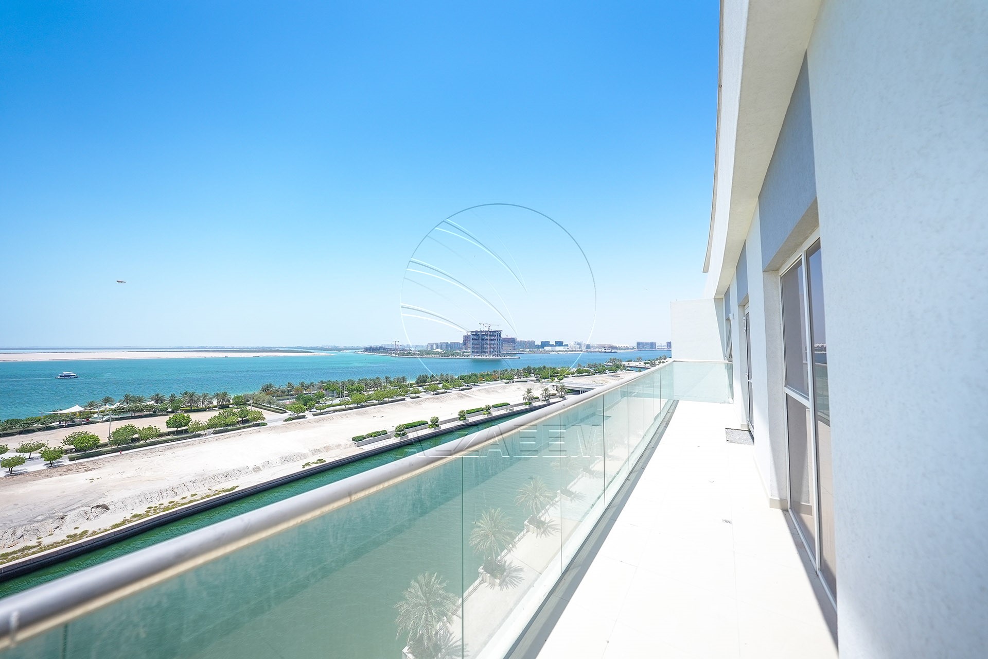 TOP FLOOR | Full Sea View | Move-in Ready