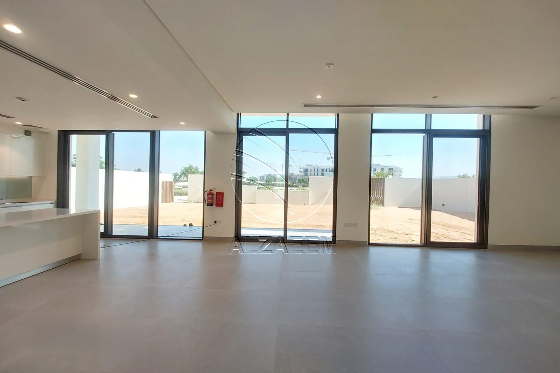 HOT DEAL Villa with Spacious 1,000 Sqm Plot