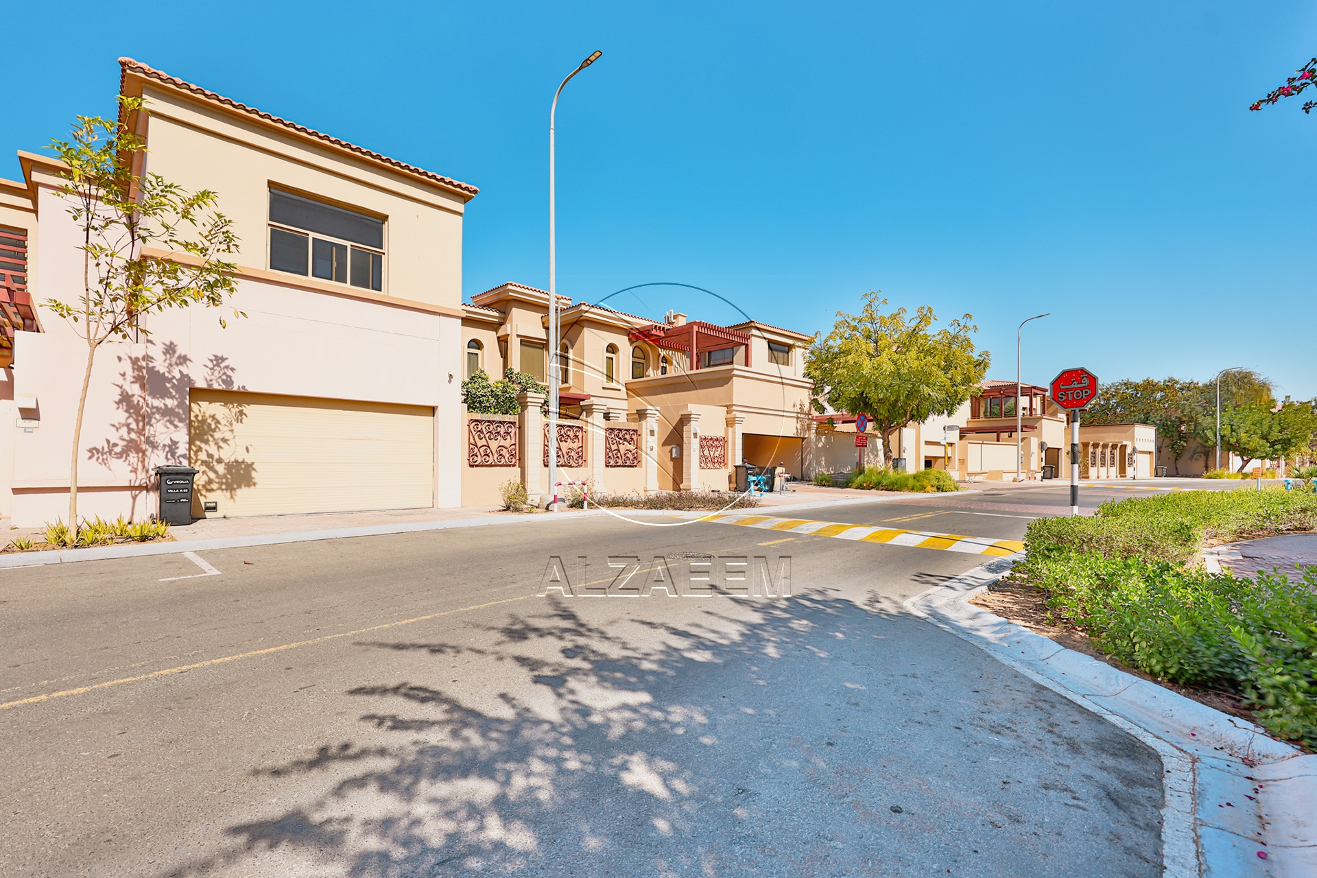VACANT! Spacious Layout | Double row middle