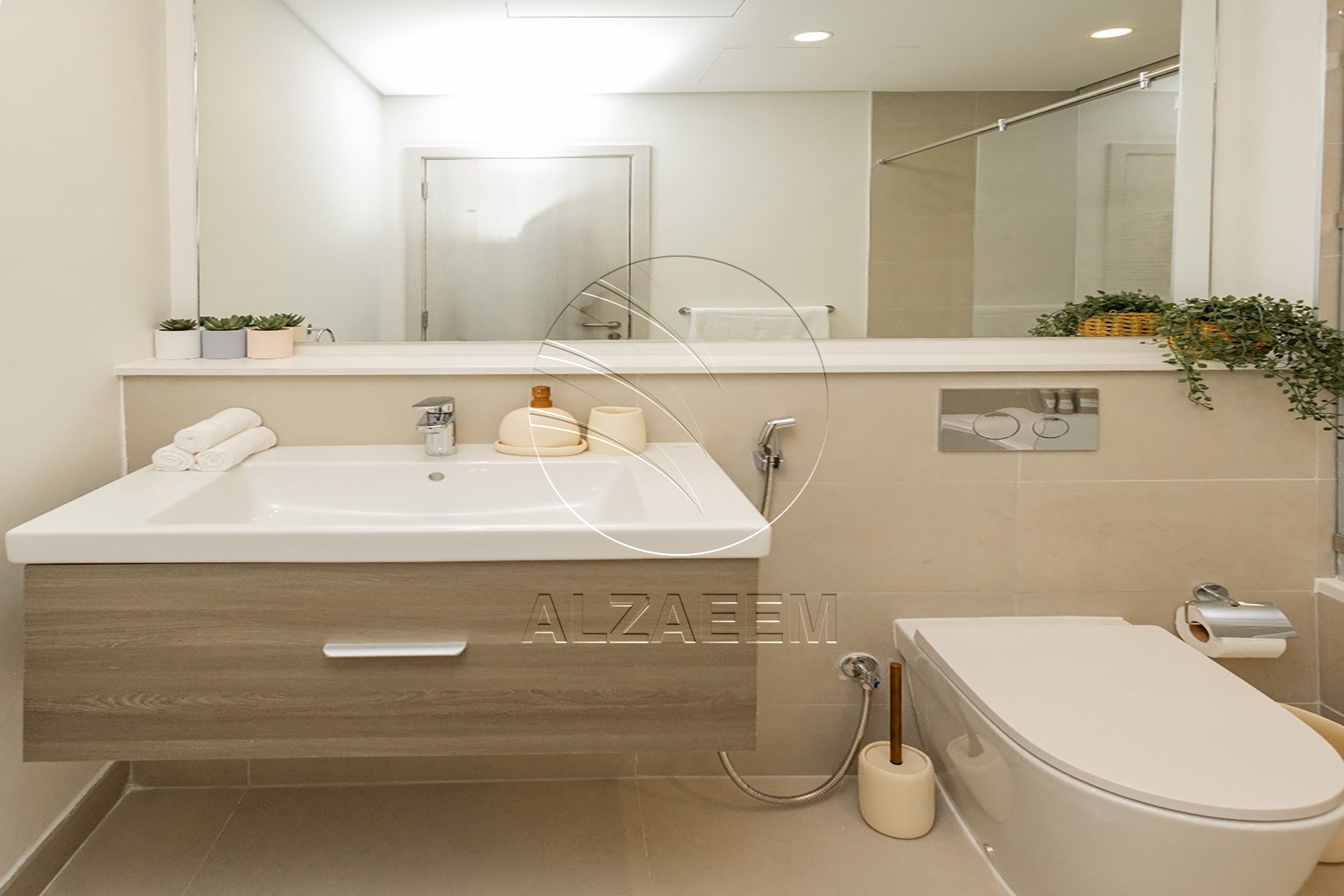 √Highest Floor | FURNISHED! | Golf View√