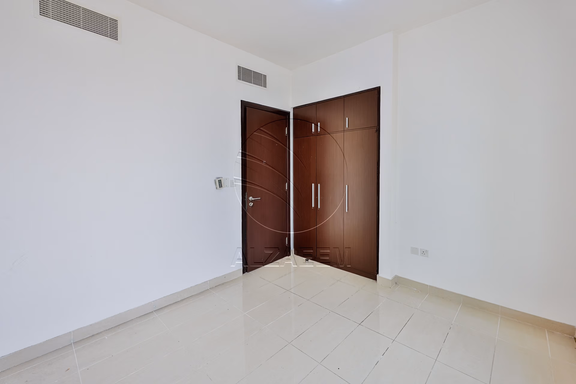 Move-in Ready | Higher Level | Sea and Urban Views