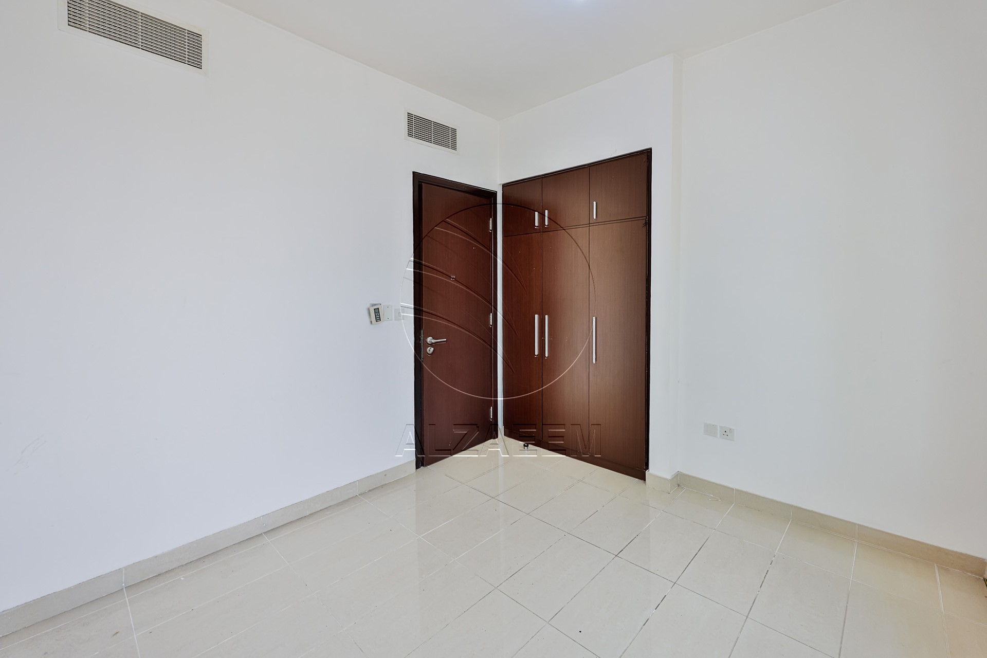 Move-in Ready | Higher Level | Sea and Urban Views