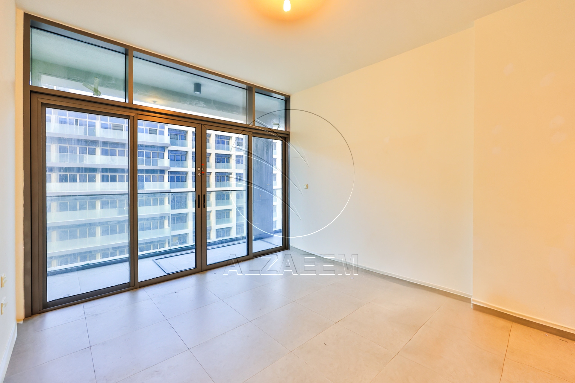 √Pool /Community View | High Floor | Rent Refund√