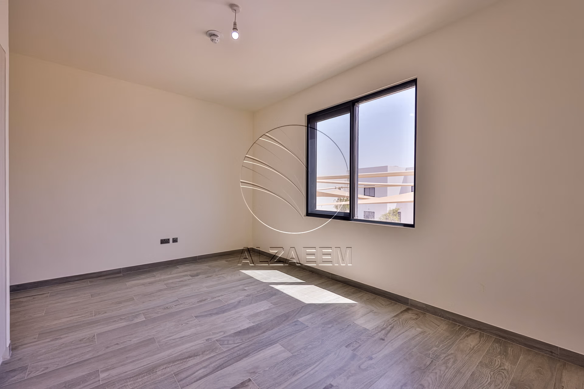 Single Row | Up to 3 Payments | Garden View