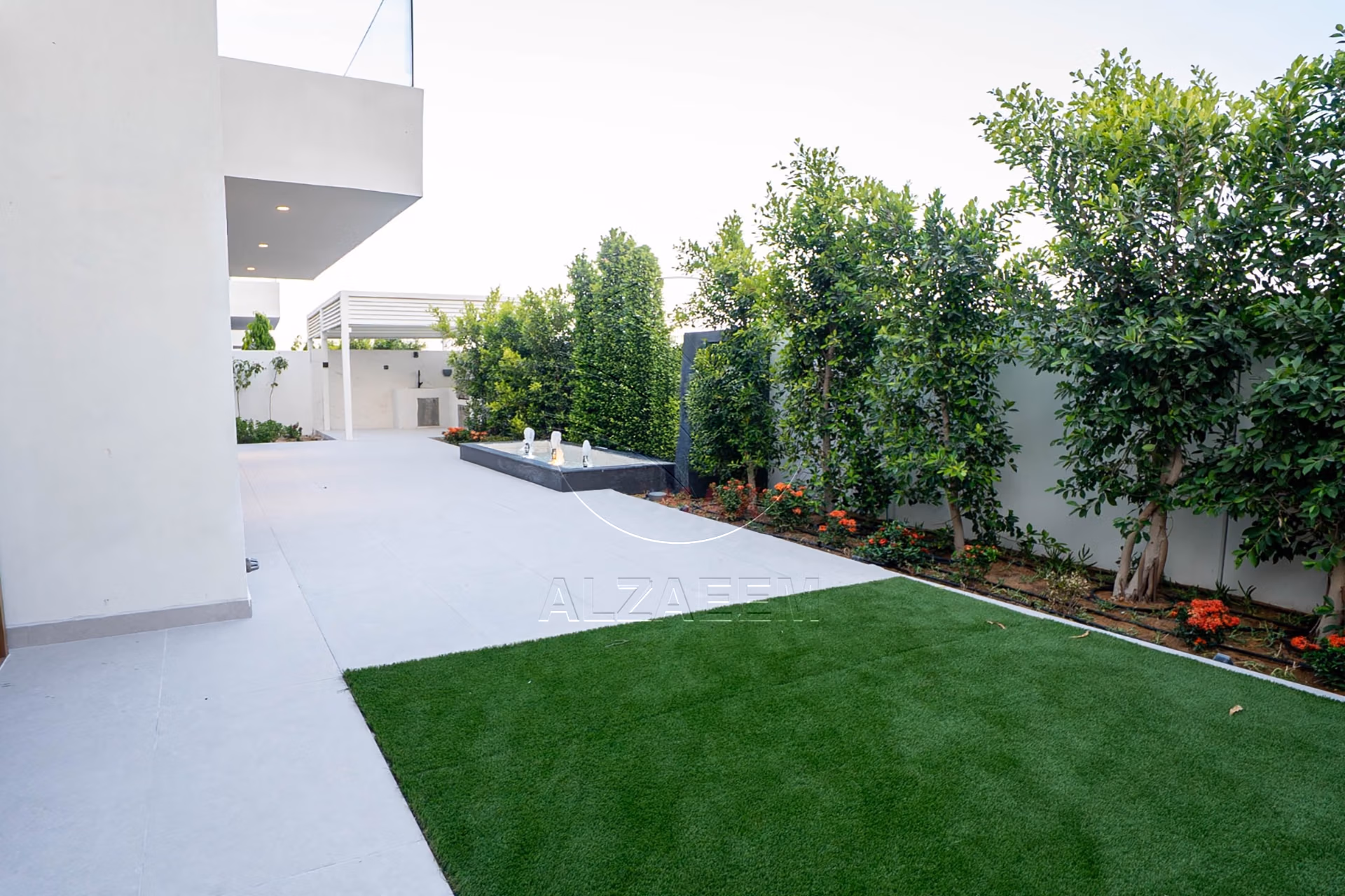 High Quality Upgraded Villa | Single Row | VACANT