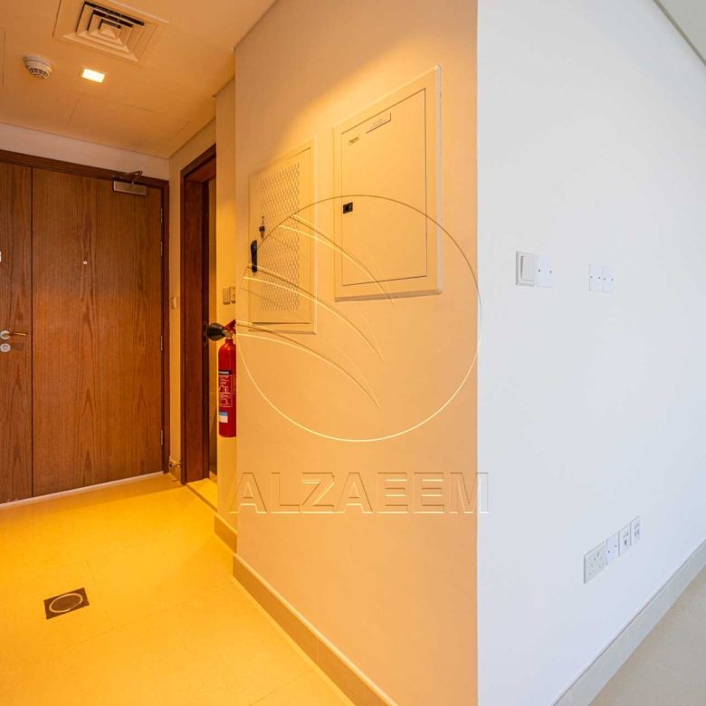 √Just Listed | Rented Studio with Community Views√