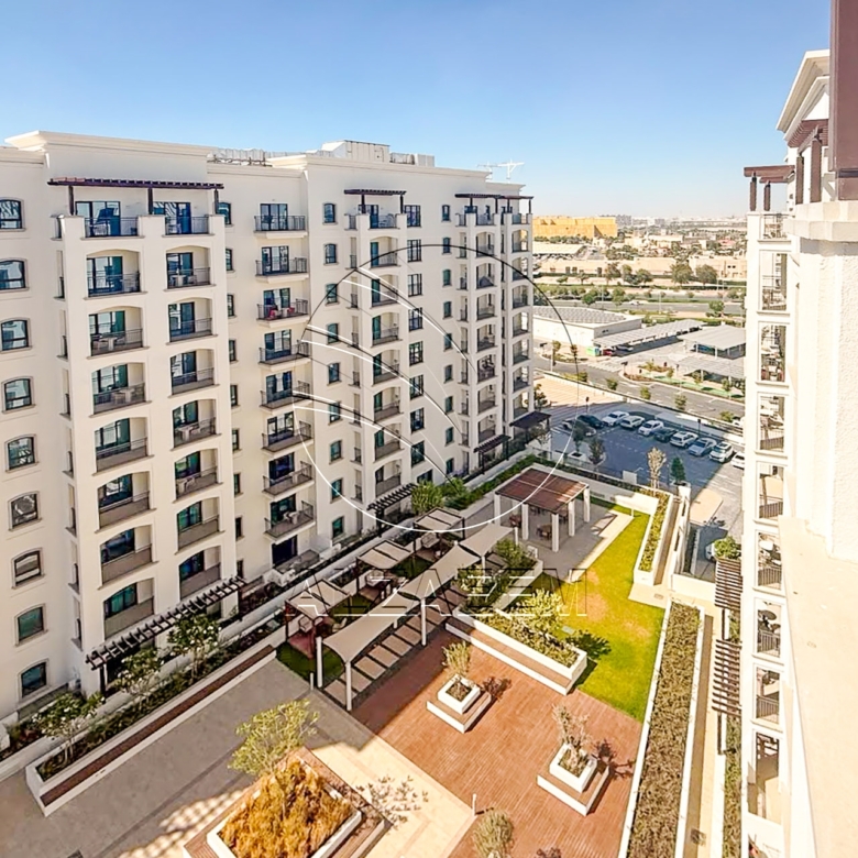 √ TOP FLOOR | Stunning Golf View | 2 Balconies √