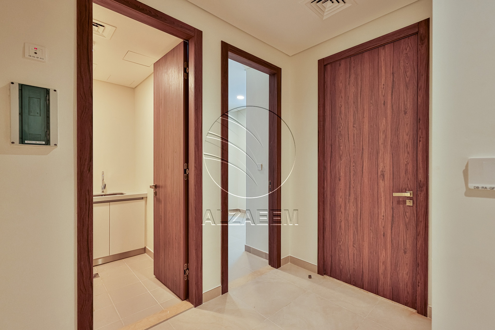 √ 4BR+Maid Single Row Villa | Prime Location √