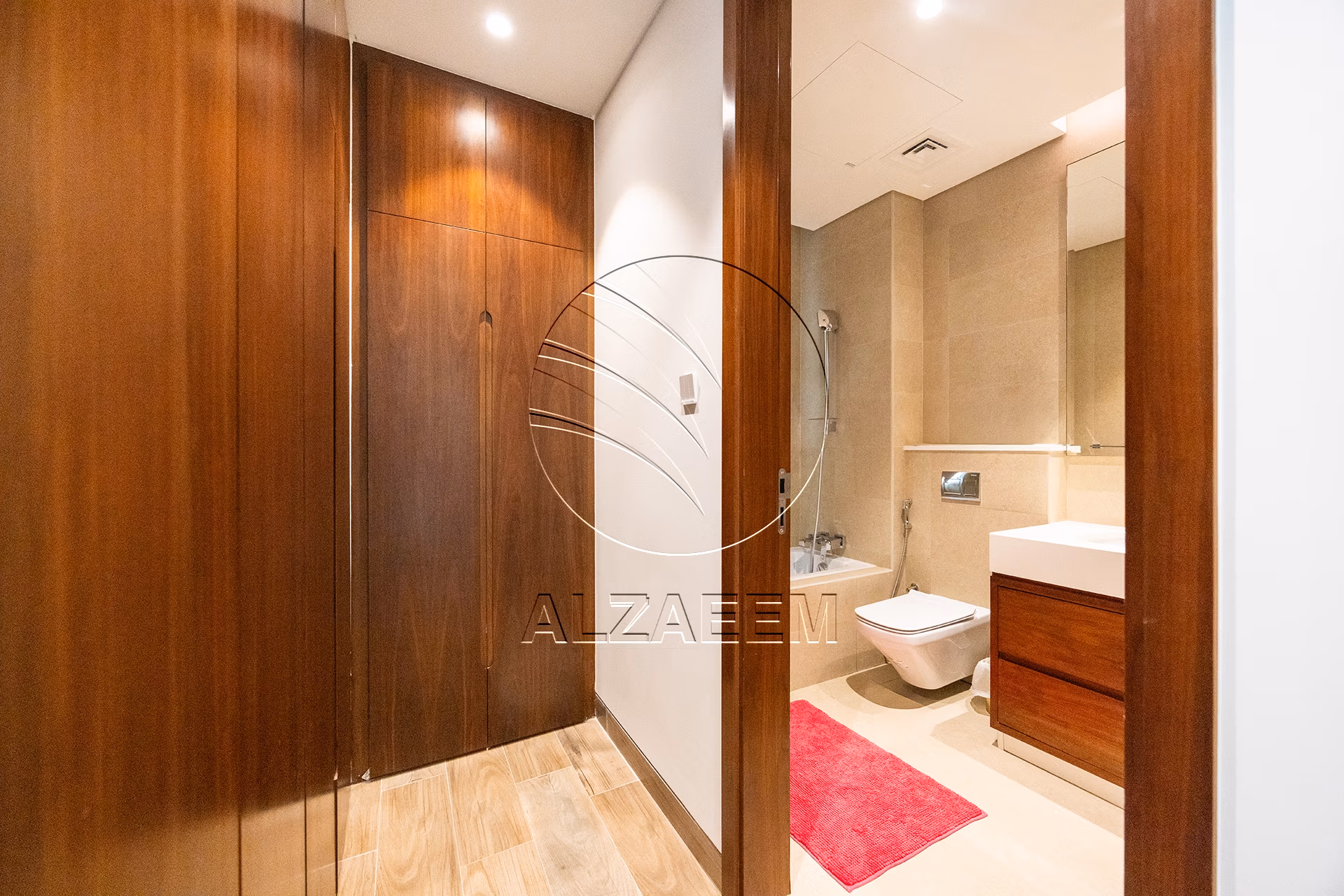 CORNER 5BR Villa with Pool | Landscaped Garden
