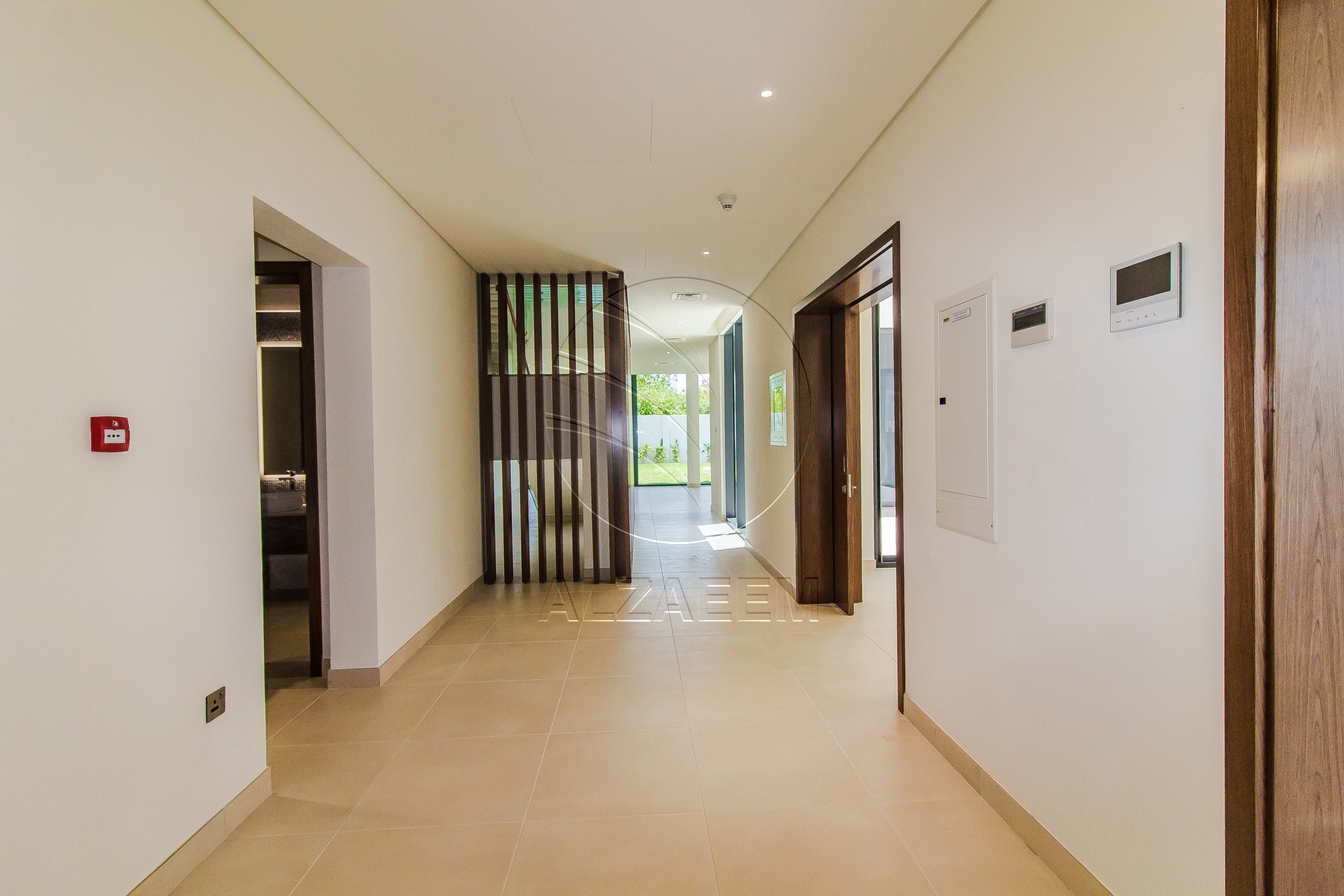 VACANT! 5BR+Maid | Mid Unit-Double Row