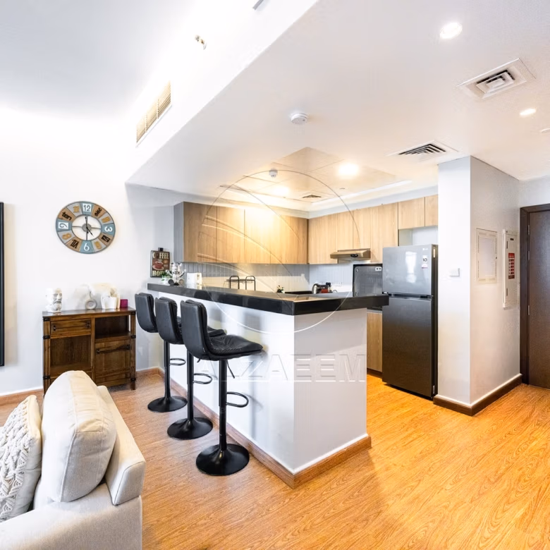 √Furnished! High Floor | Canal View | VACANT√