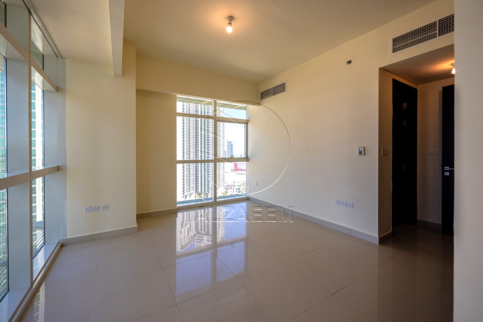 √ Exclusive | VACANT | Corner 2+S | 4 Payments √