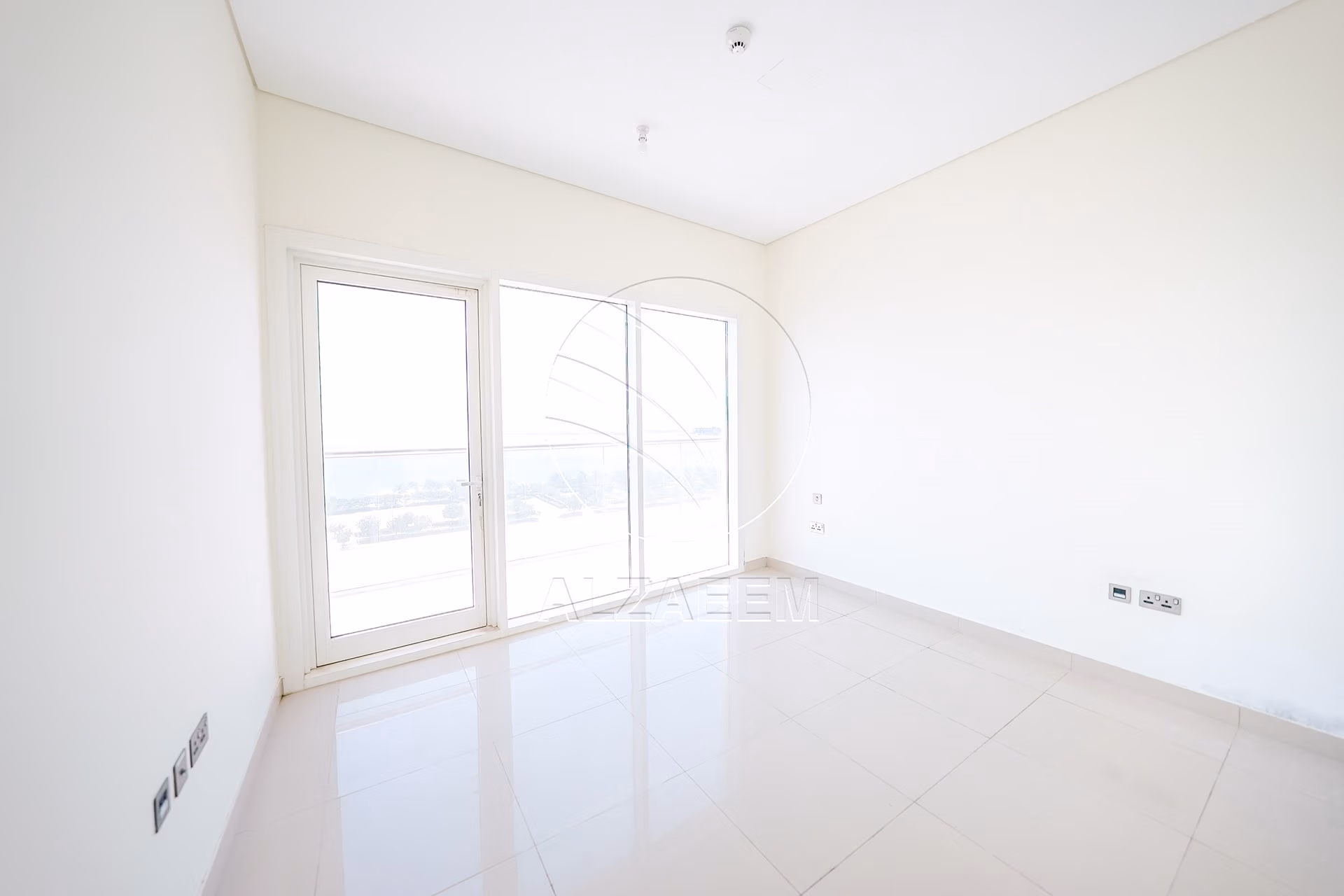 TOP FLOOR | Full Sea View | Move-in Ready