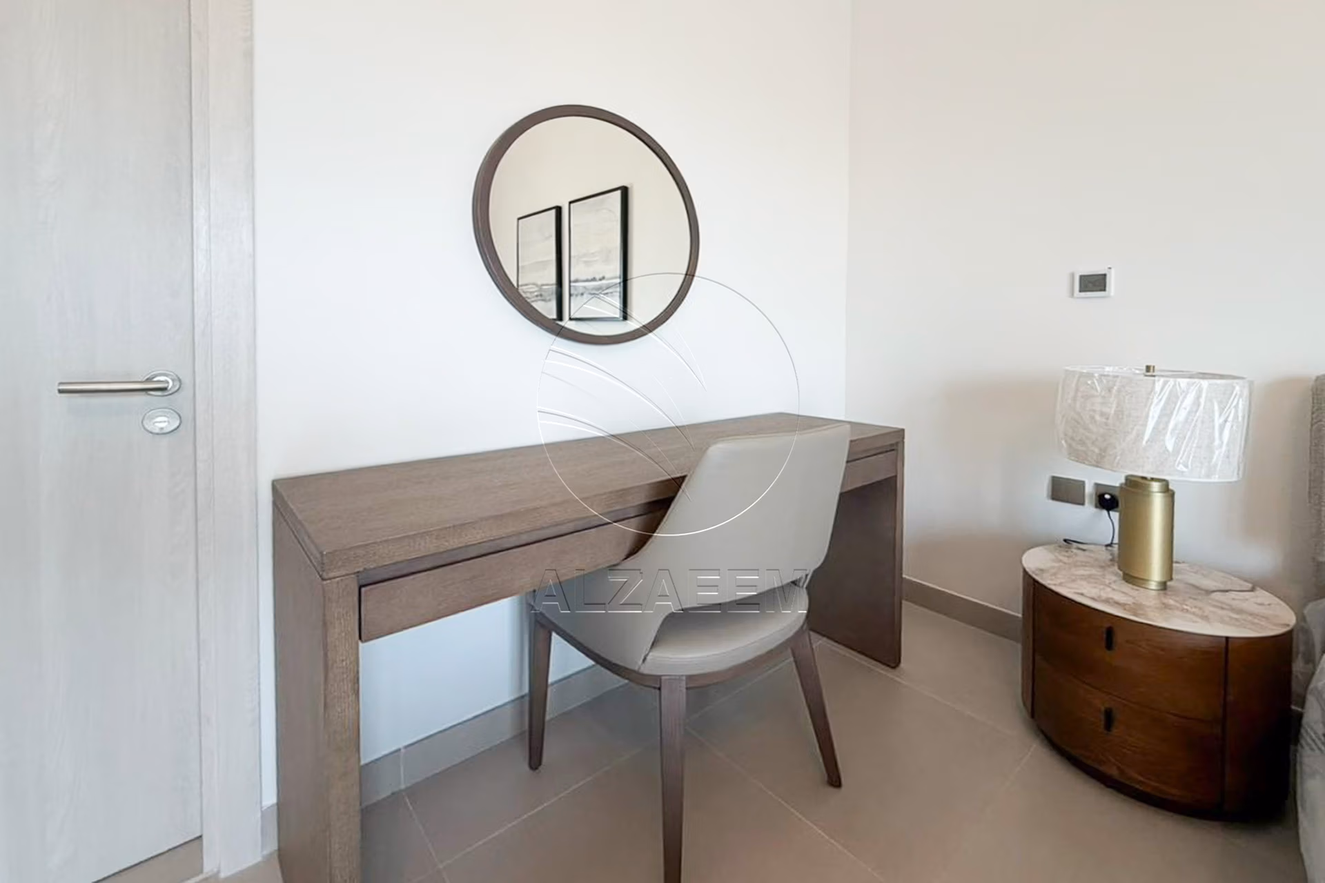 √Fully Furnished | Up to 12 Cheques | Mid Level√
