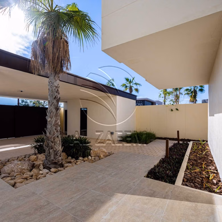 Luxury Villa Big Plot | NO Premium | Nice Location