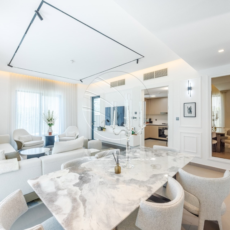 √1st Tenant | Furnished + Upgraded | Private Pool√