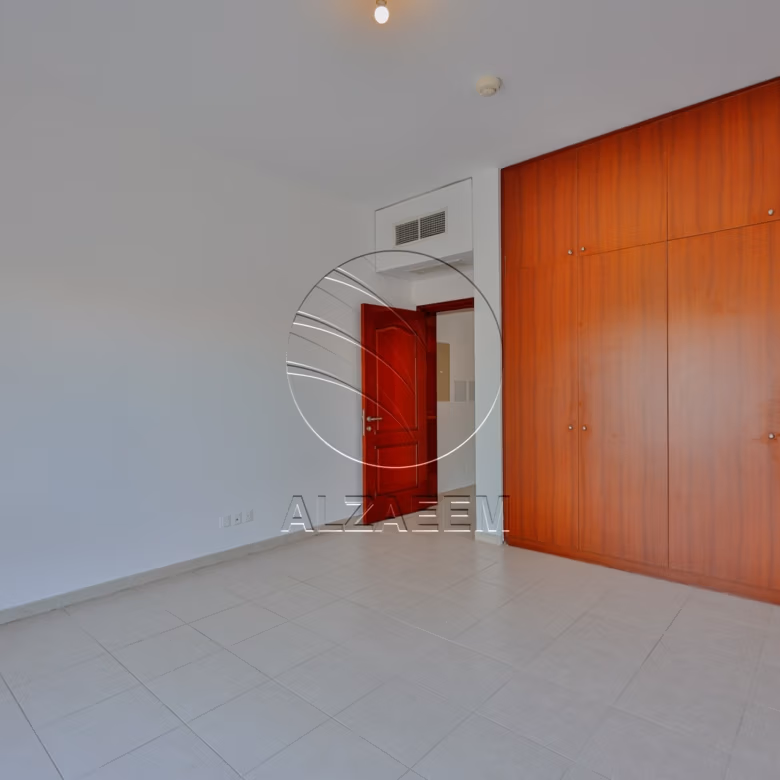 √Prime Location | UPCOMING | Private Garden√