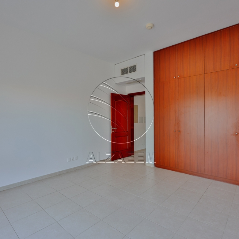 √Prime Location | UPCOMING | Private Garden√
