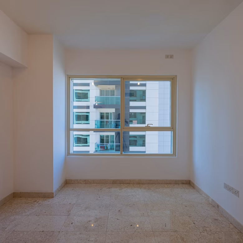 √High Floor | Balcony | Pool and Partial Sea View√