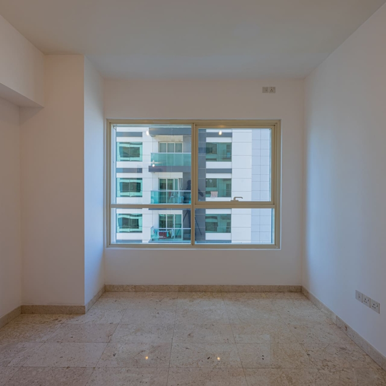 √High Floor | Balcony | Pool and Partial Sea View√