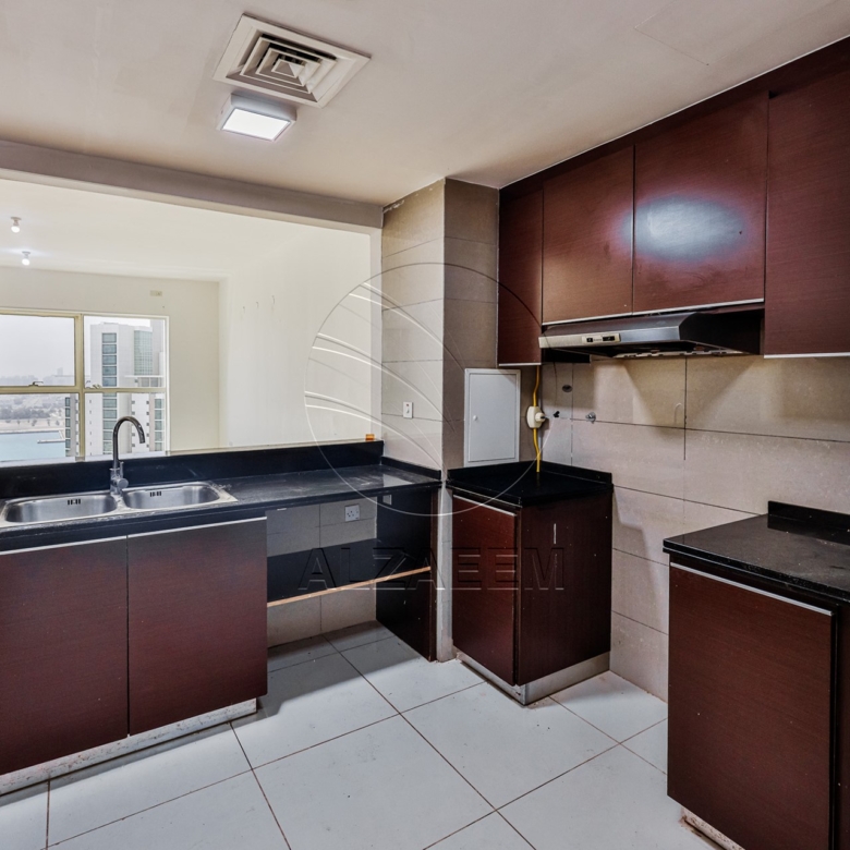 Move-in Ready | Higher Level | Sea and Urban Views