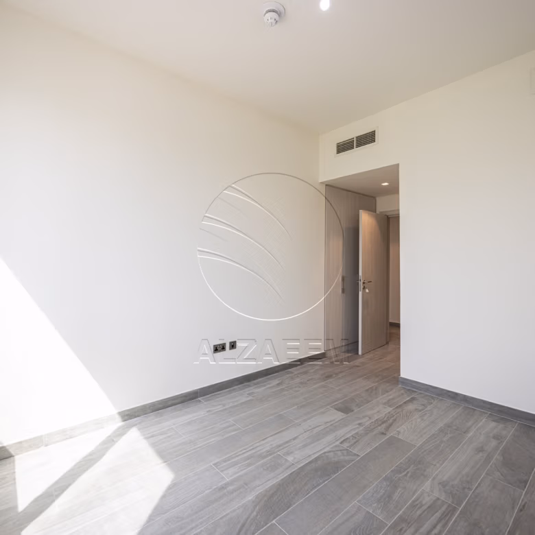 VACANT 3BR TH | Prime Location | NEW Family Home!