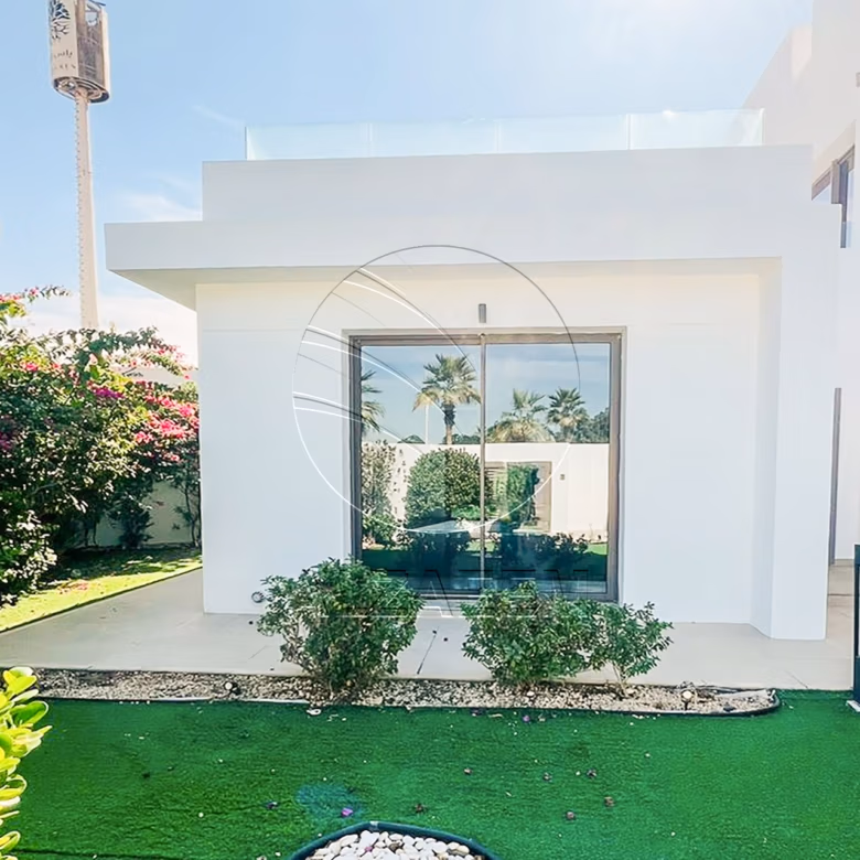 Corner | Single Row | Type 4F | Pool + Golf view