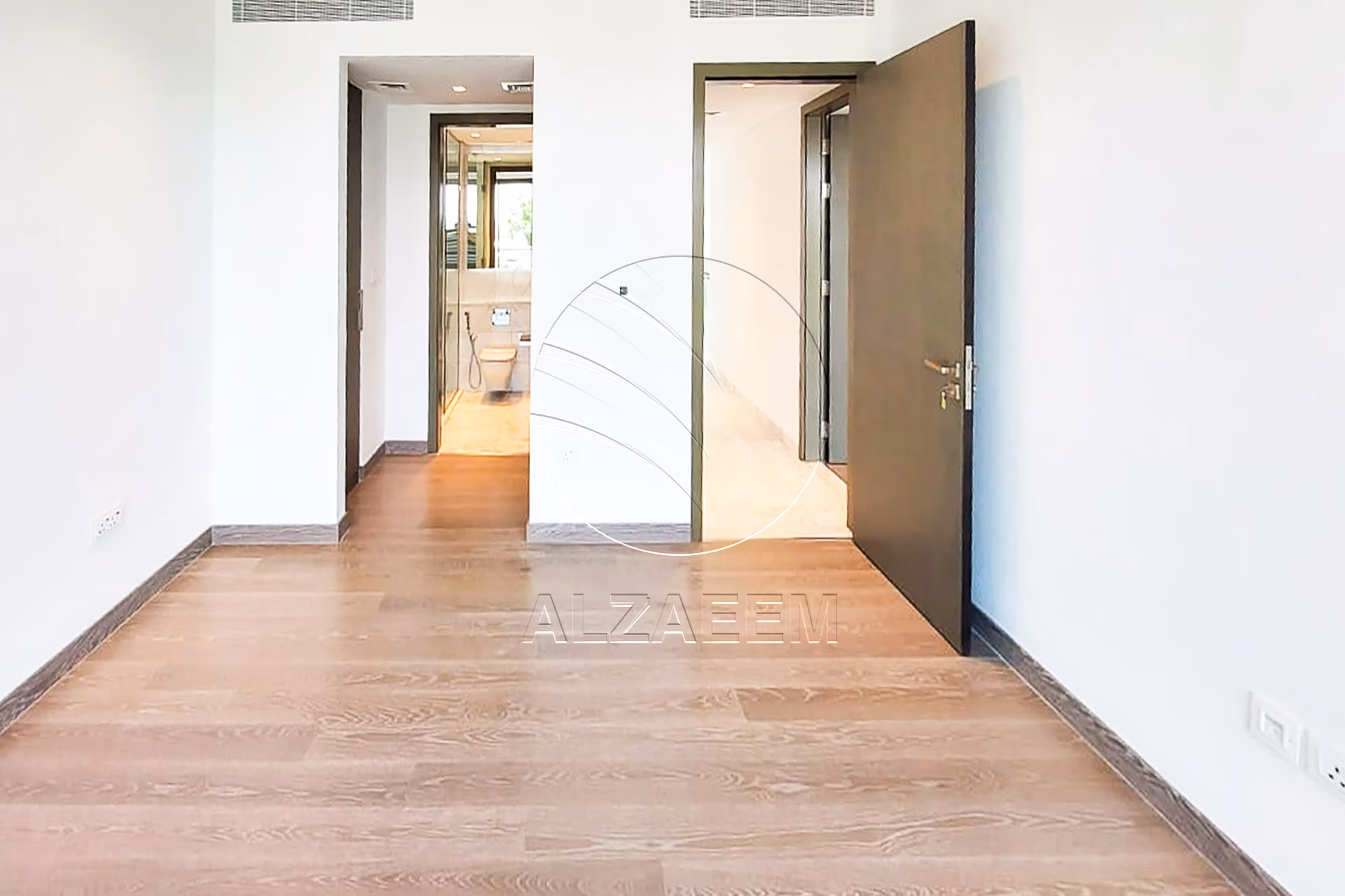Corner | Single Row | Type 4F | Pool + Golf view